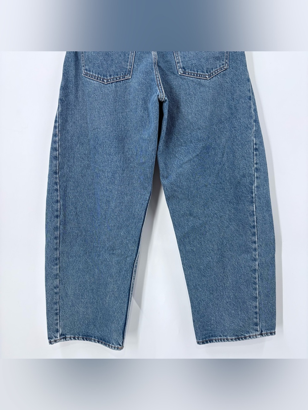 Abercrombie & Fitch Women's Mid Rise Barrel Jeans - Picture 13 of 16